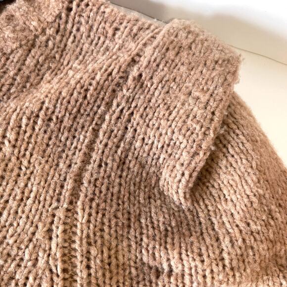 NAADAM NWT Wool Cashmere Structured Shoulder Sweater in Camel Size XL - Picture 9 of 13